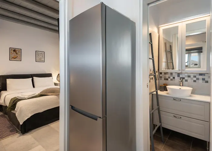 - 2br House With Amazing View - Caper Naousa